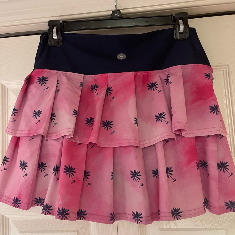 Super pretty pink and navy tennis skirt size Medium 
Faye Florie - Picture 2 of 5